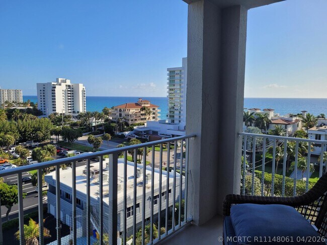 Foto del edificio - 3594 S Ocean Blvd