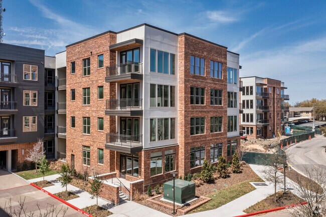 Cedar At The Branch Apartments Dallas Tx Apartments Com