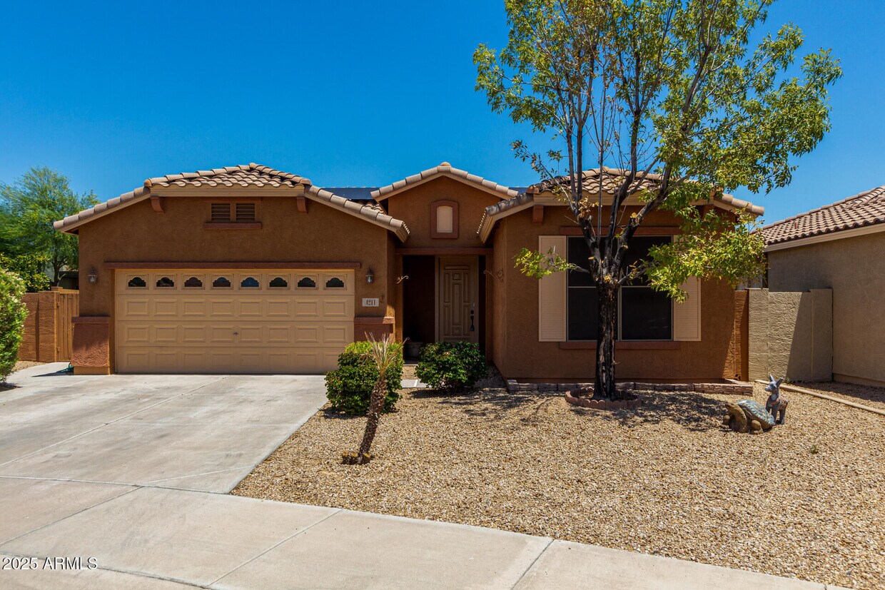 Primary Photo - 4211 N 153rd Dr