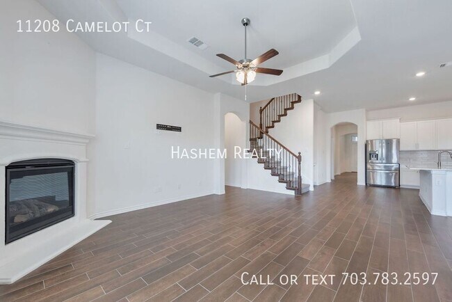 Building Photo - 11208 Camelot Ct