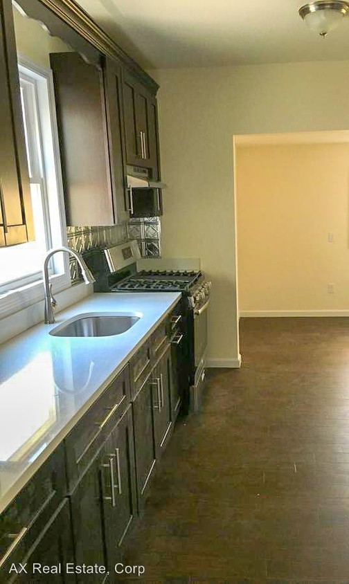 Primary Photo - 25 Armett St