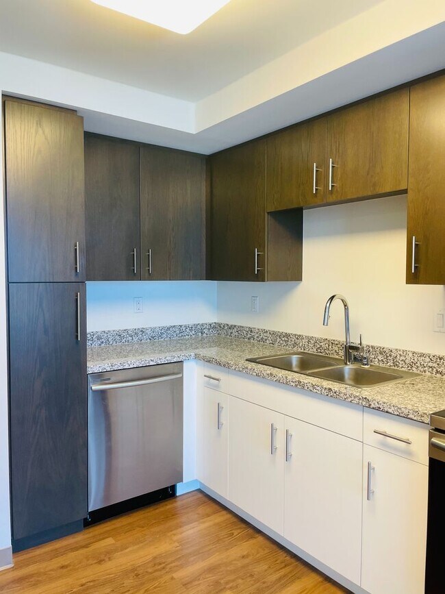 Foto del edificio - 1 Bedroom 1 Bathroom 1 Parking in Kaka'ako