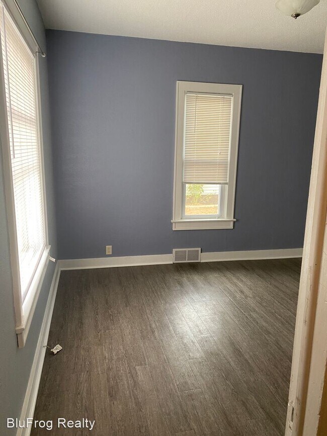 Foto del edificio - 2 br, 1 bath House - 211 5th Ave SE