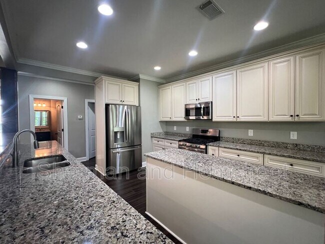 Foto del edificio - 4239 Windslow Dr