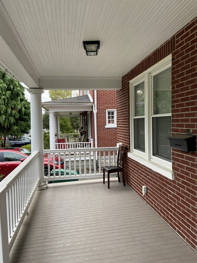 Front Porch - 876 Pleasure Rd