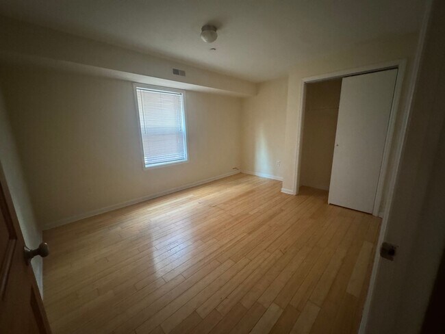 Foto del edificio - 1526 N 17th St