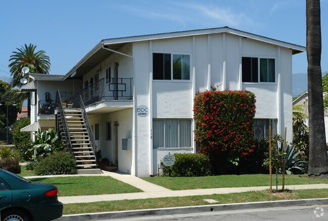 Building Photo - 118-122 Los Aguajes Ave