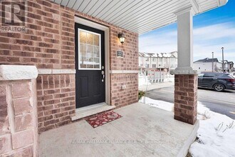 Building Photo - 420-420 Linden Dr