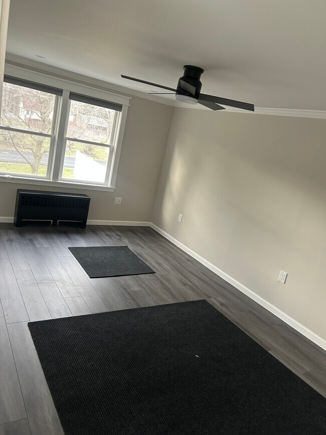 Foto del edificio - 14 Ferrara Ave