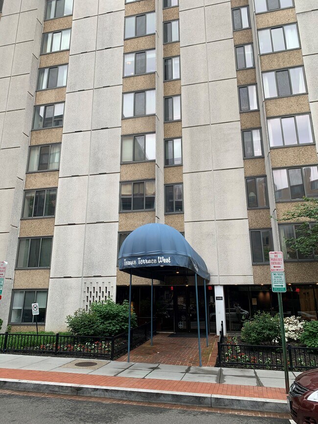 Foto del edificio - 1440 N St NW