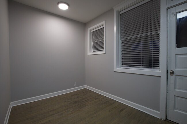 Foto del edificio - 1454 W Winnemac Ave