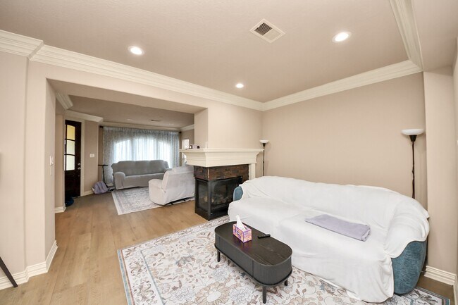 Building Photo - 14454 Summerleaf Ln