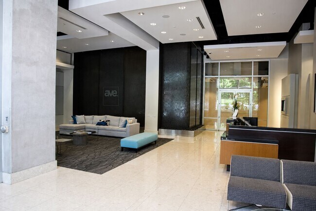 Foto del edificio - 210 N Church St