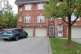 Building Photo - 43 Bethune Way