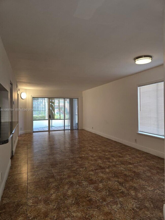 Foto del edificio - 9501 SW 138th Pl