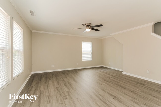 Building Photo - 2013 Dunsmore Ln