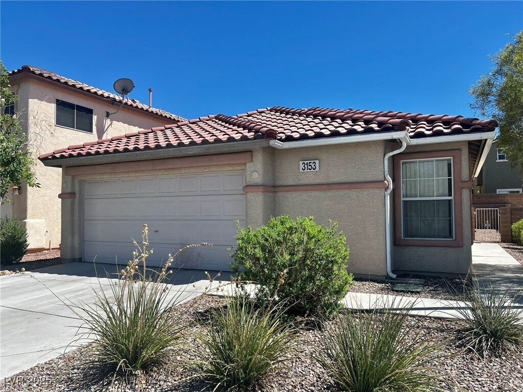 Foto principal - 3153 Amari Ave
