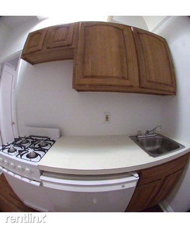 Building Photo - 3 br, 1 bath Apartment - 230 E 12th St