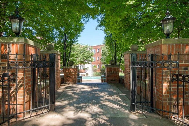 Front Entry to Property - 7745 Kingsbury Blvd