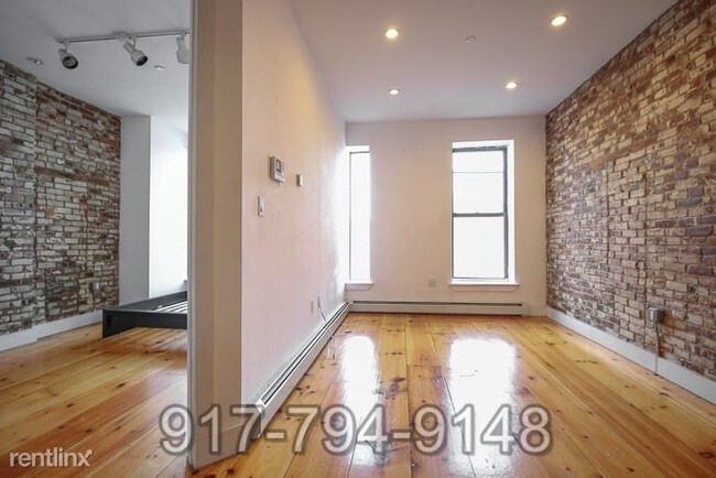 Foto del edificio - 1082 Fulton St