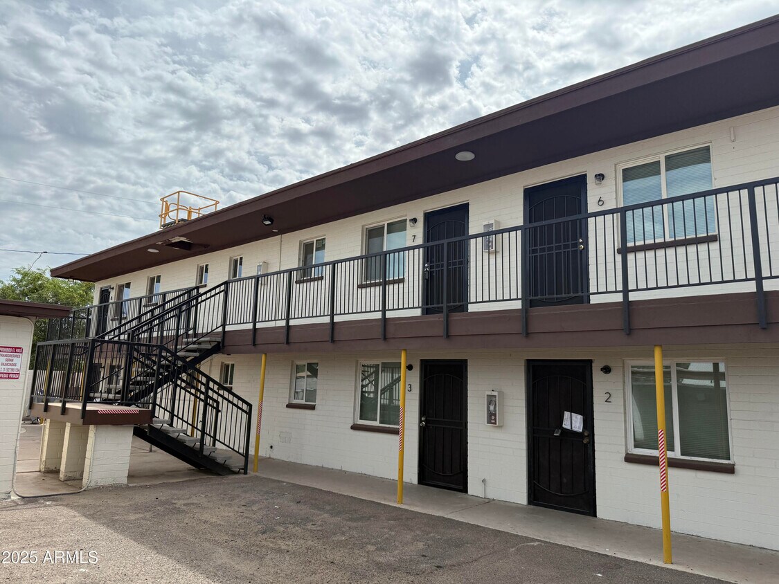Foto principal - 4619 S 16th St