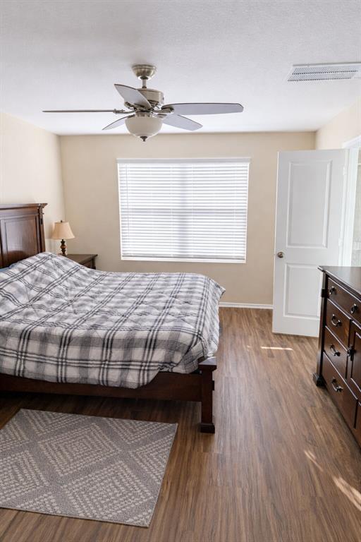 Foto del edificio - 349 Bronco Billy Dr