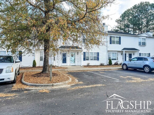 Foto del edificio - 1035 Spring Forest Rd