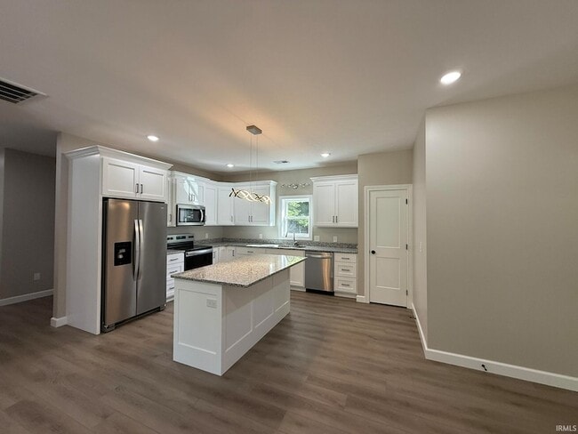 Building Photo - 3417 S Knightridge Rd