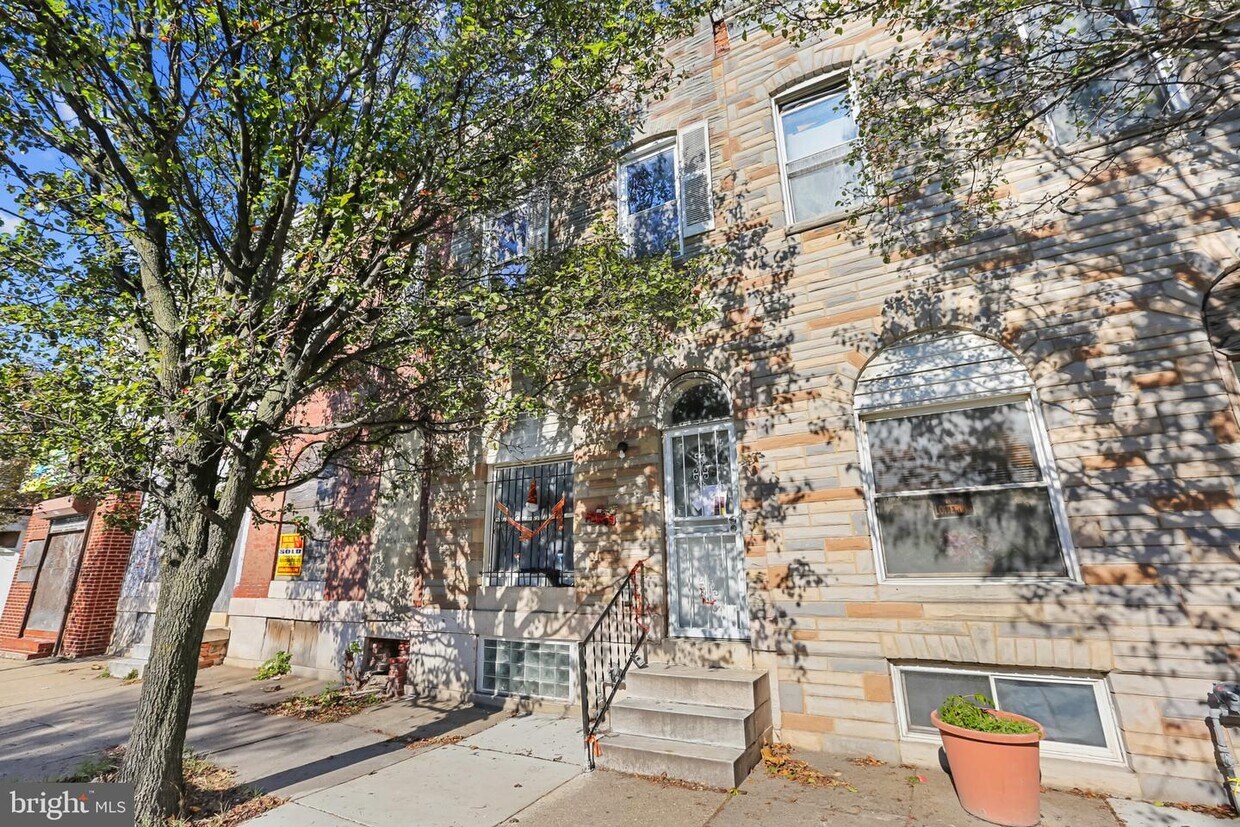 2316 E Madison St, Baltimore, MD 21205 Townhouse for Rent in