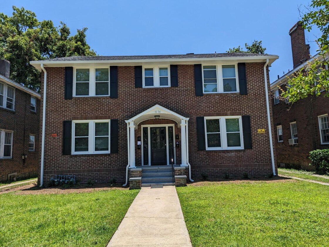 Foto principal - Charming Apartment Downtown Columbia Comin...