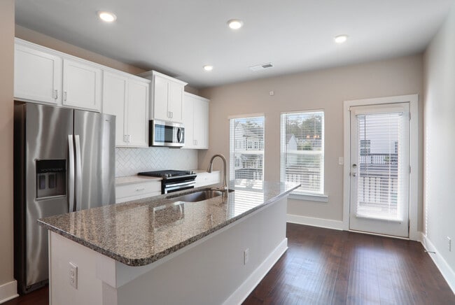 Building Photo - 1272 Carbon Ct