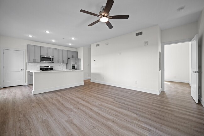 Foto del edificio - 2002 Lucille St