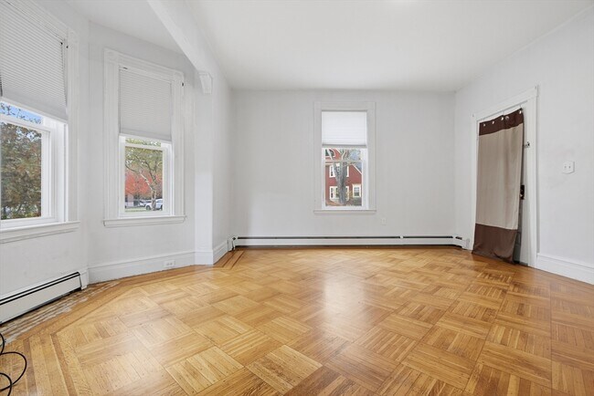 Foto del edificio - 630 Centre St