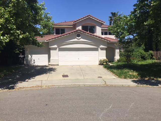 Foto principal - Spacious Home in Mace Ranch Neighborhood D...