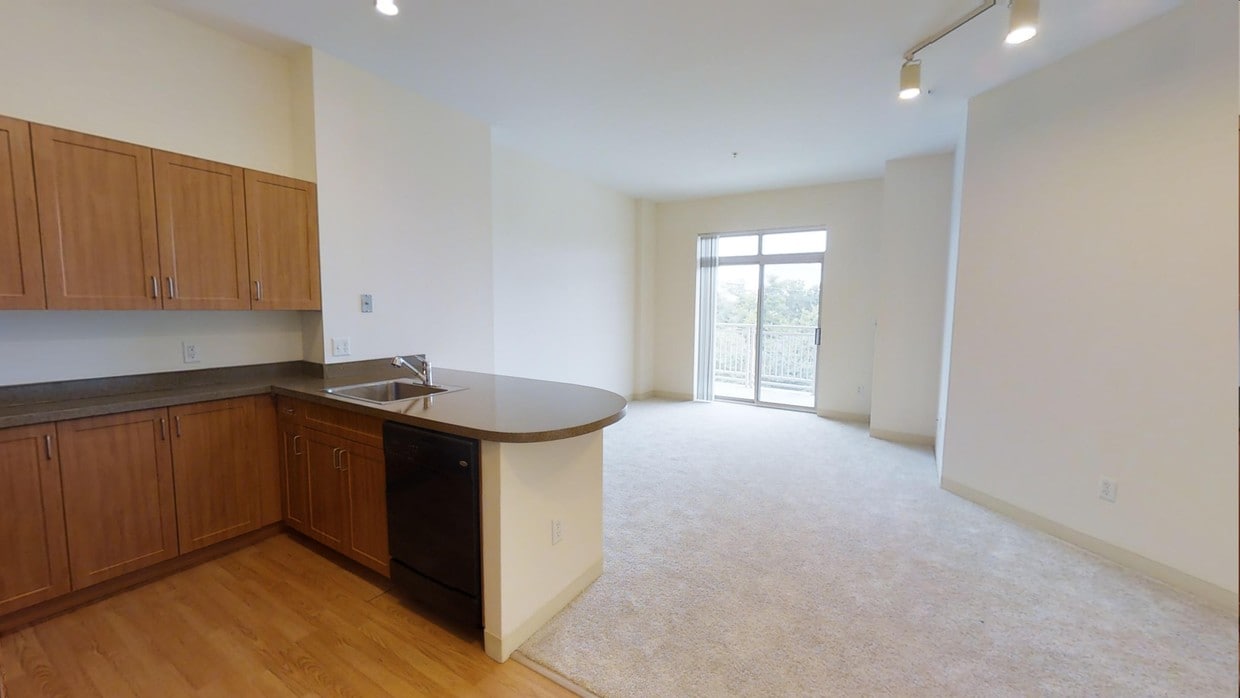 Photo - Longview Place Apartments