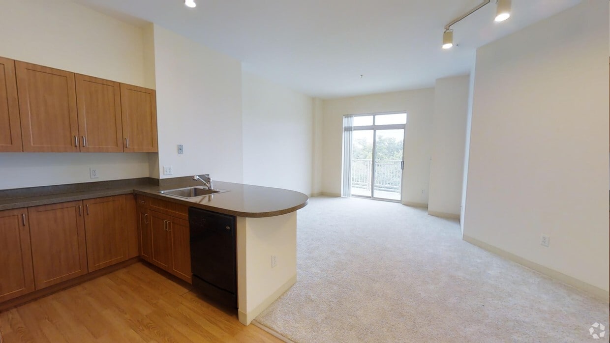 Photo - Longview Place Apartments