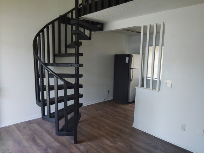 Foto del edificio - 2122 Bradford St