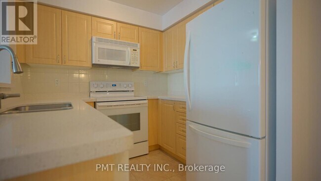 Building Photo - 9 Michael Power Pl