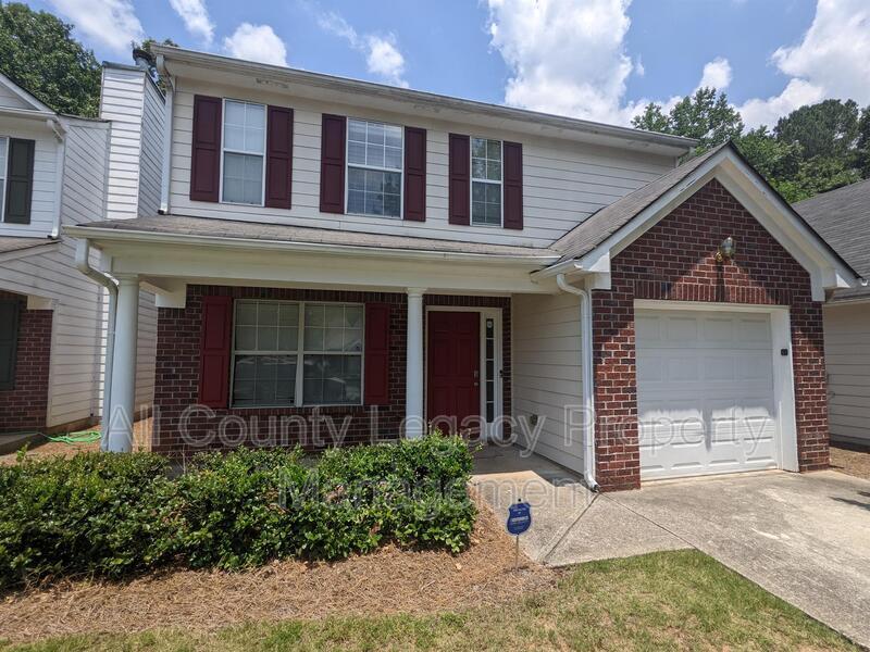 Primary Photo - 834 Hillandale Ln