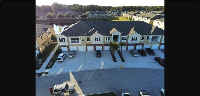 Building Photo - 1513 Golden Lake Loop