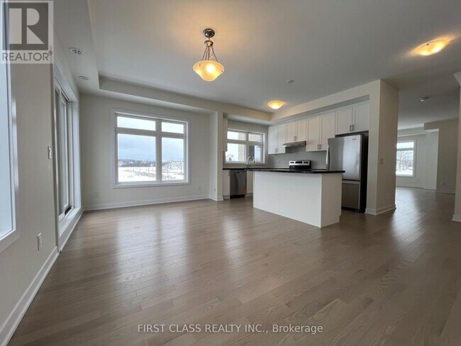 Building Photo - 140 Harvey Bunker Cres