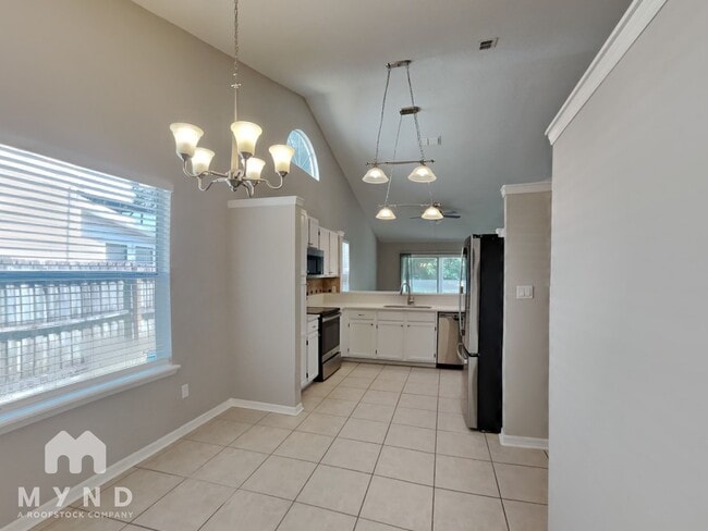 Foto del edificio - 536 Remington Oak Dr
