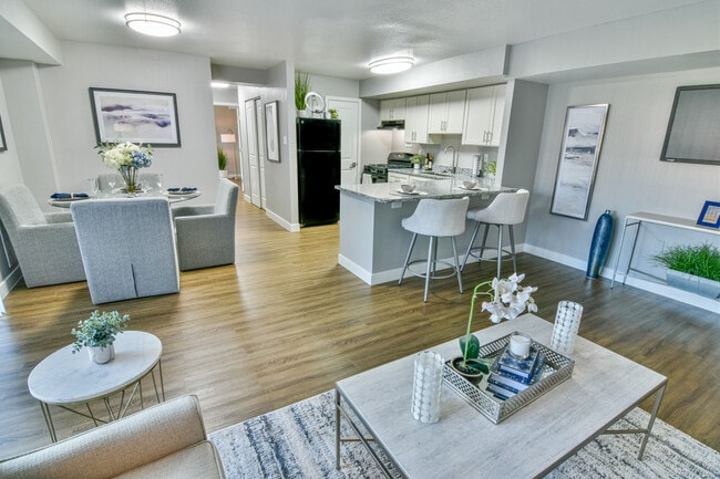 Building Photo - Verona at District Heights