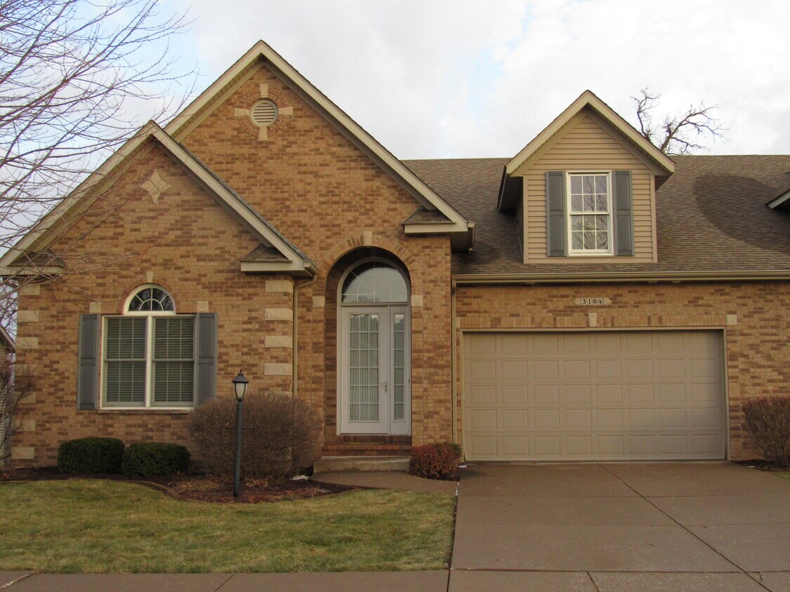 3164 Meridith Way, Bettendorf, IA 52722 House Rental in Bettendorf