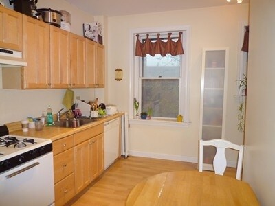 Foto del edificio - 164 Strathmore Rd