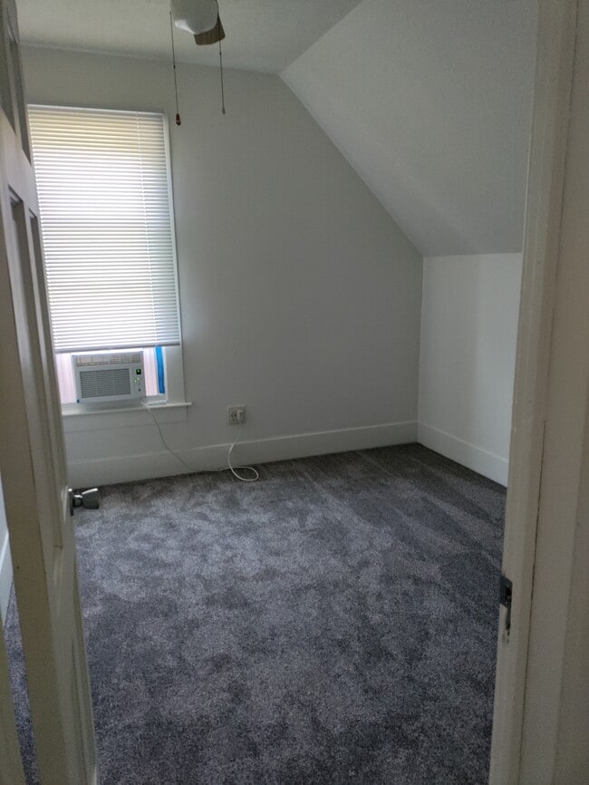 Small bedroom 1 - 4862 S 17th St