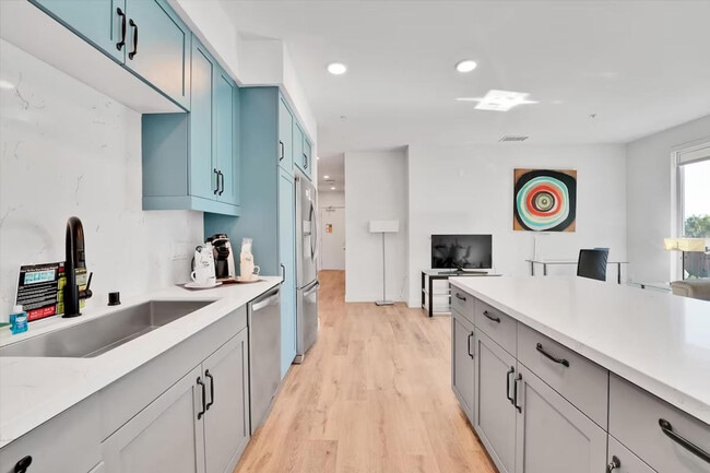 Building Photo - 3798 7th Ave