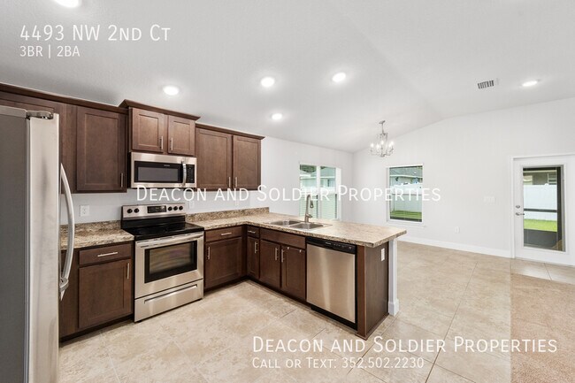 Foto del edificio - 4493 NW 2nd Ct