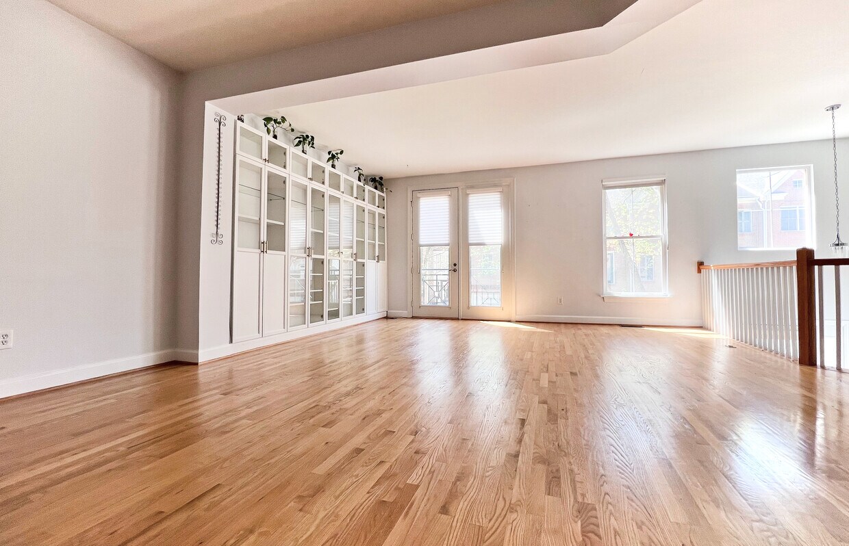 Primary Photo - 11474 Waterhaven Ct