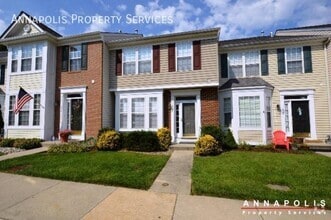 Building Photo - 828 Stonehurst Ct